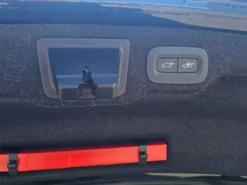 Volvo S90 Ultimate Bright Recharge Plug-In Hybrid AWD