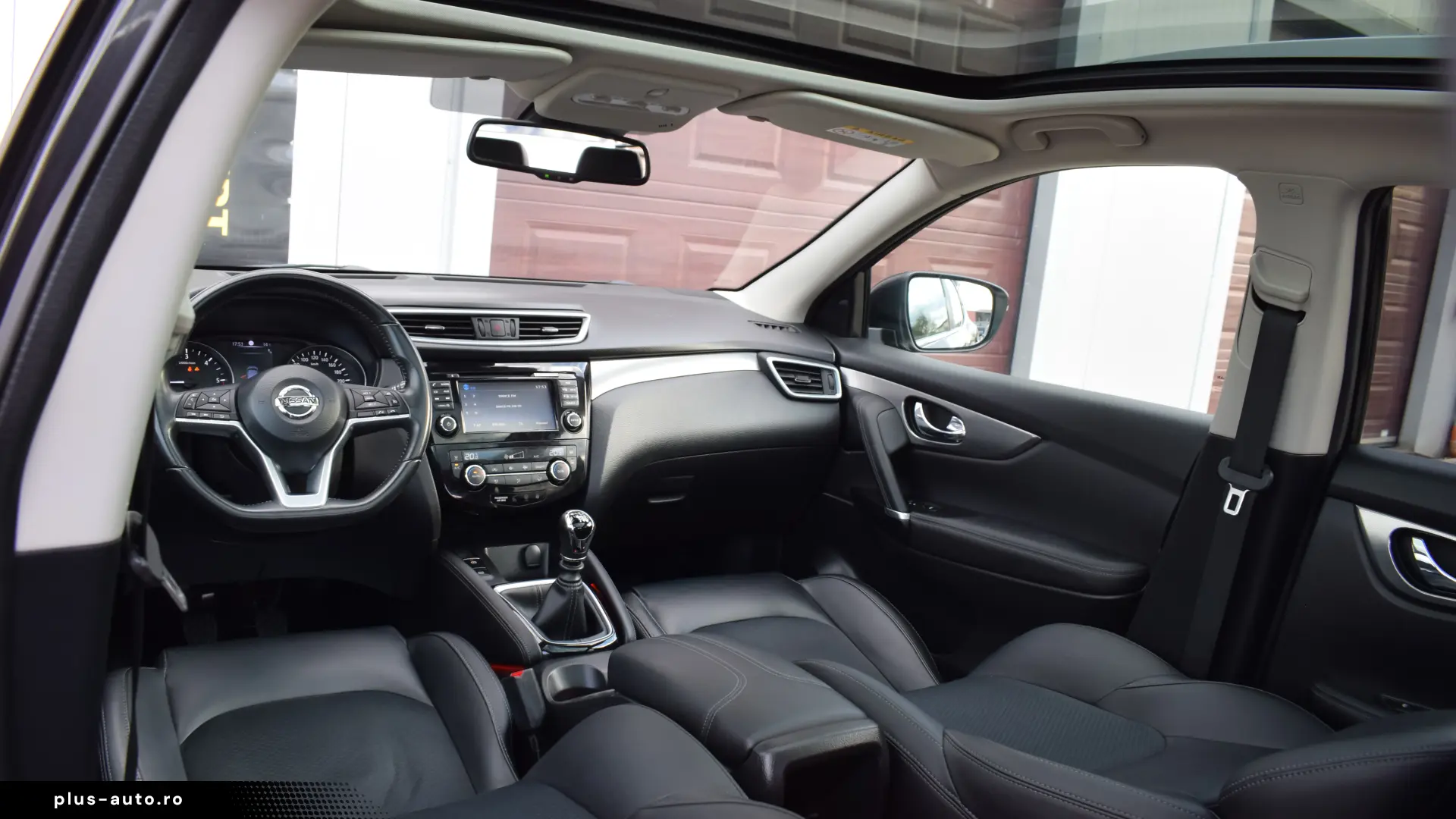 Nissan Qashqai TEKNA 2018 Led Navi Camere Panorama Keyless