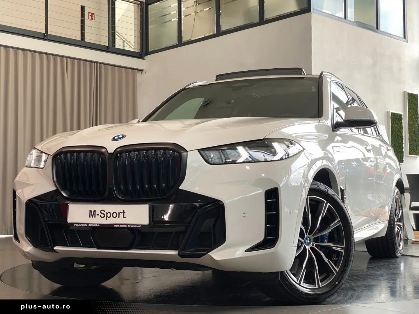 BMW X5 50e xDr. M-Sport Pro Shadow Pano IconicGlow
