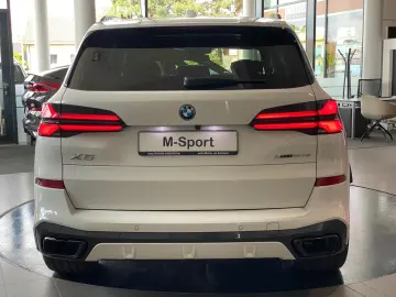 BMW X5 50e xDr. M-Sport Pro Shadow Pano IconicGlow