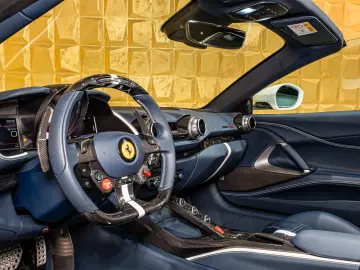 Ferrari 812 GTS   LIFT   CARBON   HIFI   DAYTONA SEATS