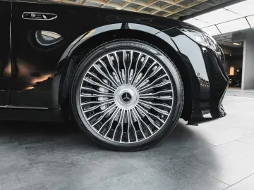 Mercedes-Benz S 580 MAYBACH   STOCK