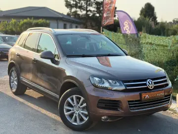 Volkswagen  Touareg  3.0 TDI