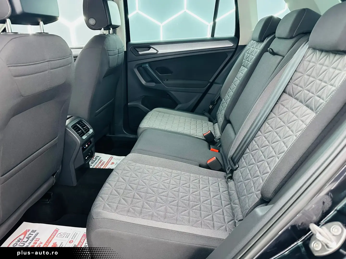 VOLKSWAGEN TIGUAN 2022 2.0D E6 Garantie 12 Luni Rate Avans 0