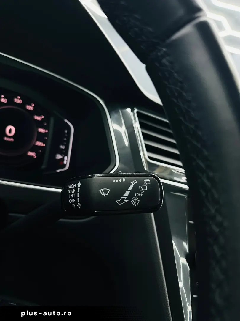 VOLKSWAGEN TIGUAN 2022 2.0D E6 Garantie 12 Luni Rate Avans 0
