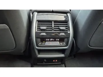 BMW X5 xDrive 30d M Sport Pro 21 Pano H K