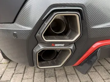 BMW XM  echter Label Red 1 500  Akrapovic AC Schnitz