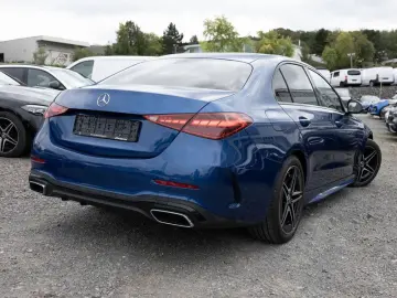 MERCEDES-BENZ C 200 d AMG-Sport LED Cam Night Memo Totw 18