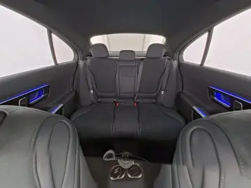 MERCEDES-BENZ C 200 AMG NIGHT FAHRASSI DISTR BURM3D STH