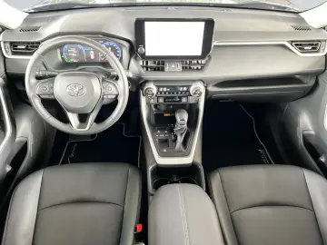TOYOTA RAV 4 2.5 Hybrid Team D  LED CAM ACC SHZ el. Hec
