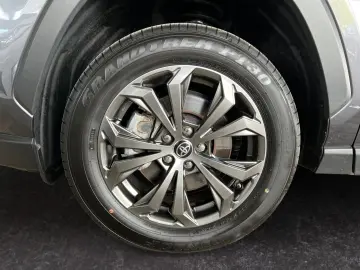 TOYOTA RAV 4 2.5 Hybrid Team D  LED CAM ACC SHZ el. Hec