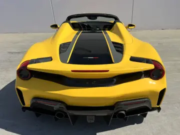Ferrari 488 Pista Spider  Garantie Liftsystem Carbon