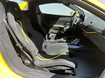 Ferrari 488 Pista Spider  Garantie Liftsystem Carbon