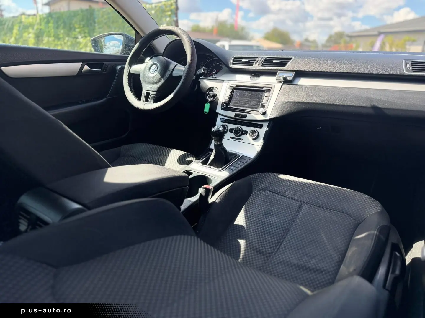 Volkswagen  Passat 1.6 TDI 2012