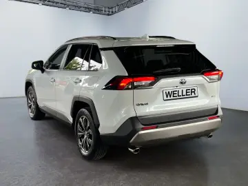 TOYOTA RAV 4 2.5 Hybrid Team D  LED CAM ACC SHZ el. Hec