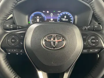 TOYOTA RAV 4 2.5 Hybrid Team D  LED CAM ACC SHZ el. Hec