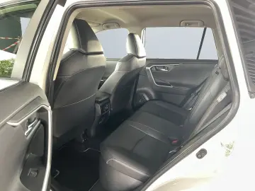 TOYOTA RAV 4 2.5 Hybrid Team D  LED CAM ACC SHZ el. Hec
