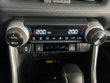 TOYOTA RAV 4 2.5 Hybrid Team D  LED CAM ACC SHZ el. Hec