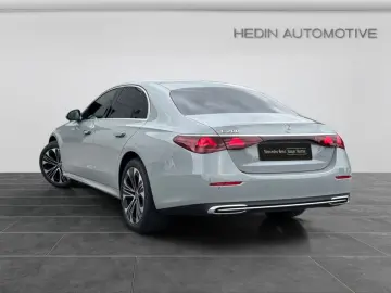 MERCEDES-BENZ E 200  AHK MBUX DIGILI DISTR 360