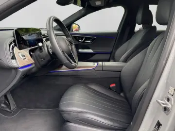 MERCEDES-BENZ E 200  AHK MBUX DIGILI DISTR 360