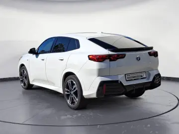 BMW X2 sDrive18d Steptronic DCT Navi DSG
