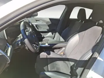 BMW X2 sDrive18d Steptronic DCT Navi DSG