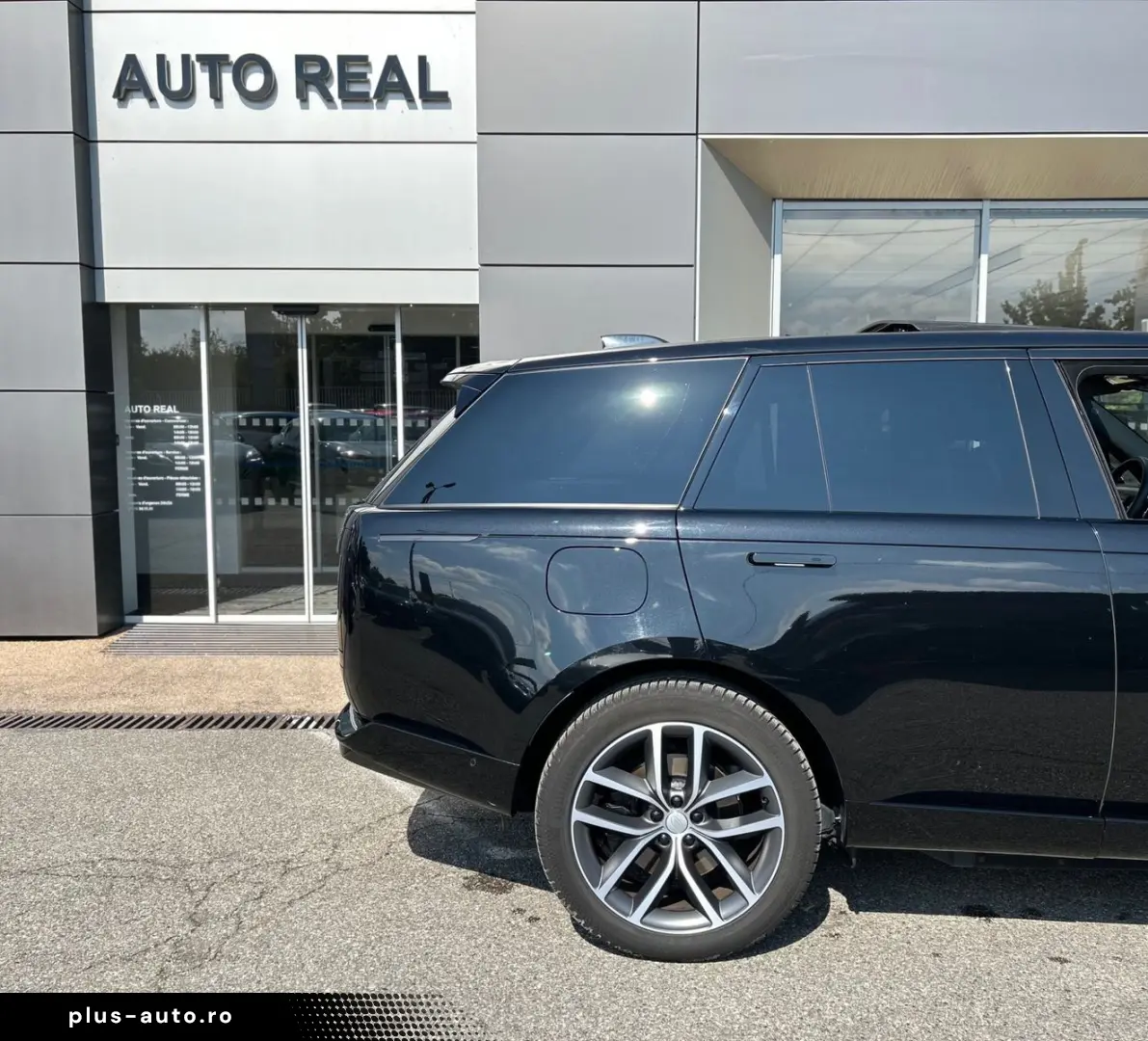 LAND ROVER Range Rover P550e HSE Hybrid