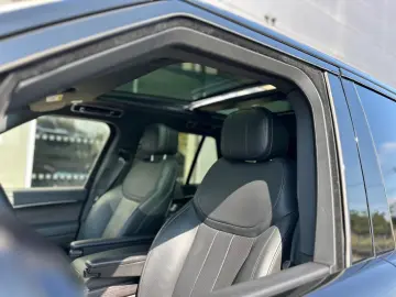 LAND ROVER Range Rover P550e HSE Hybrid