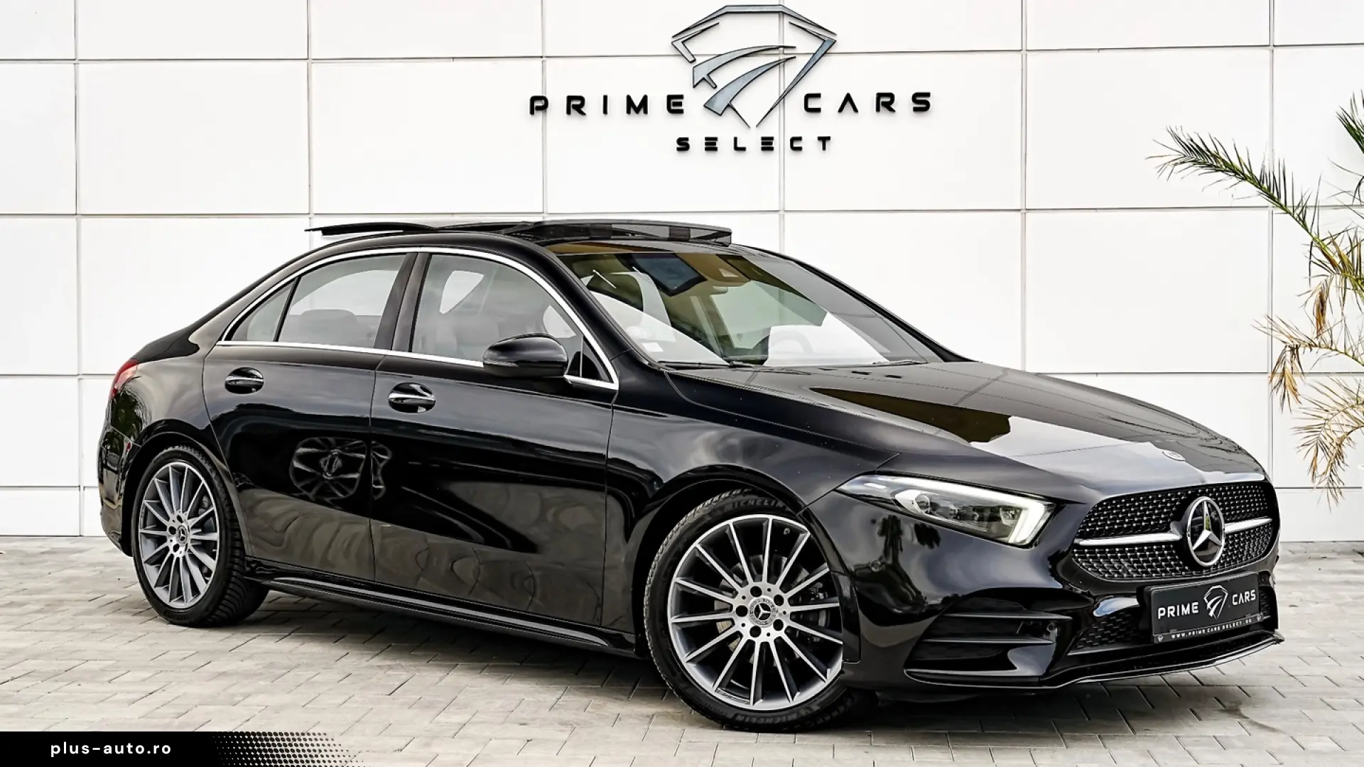 Mercedes-Benz A 200 Sedan 7G-DCT AMG Line
