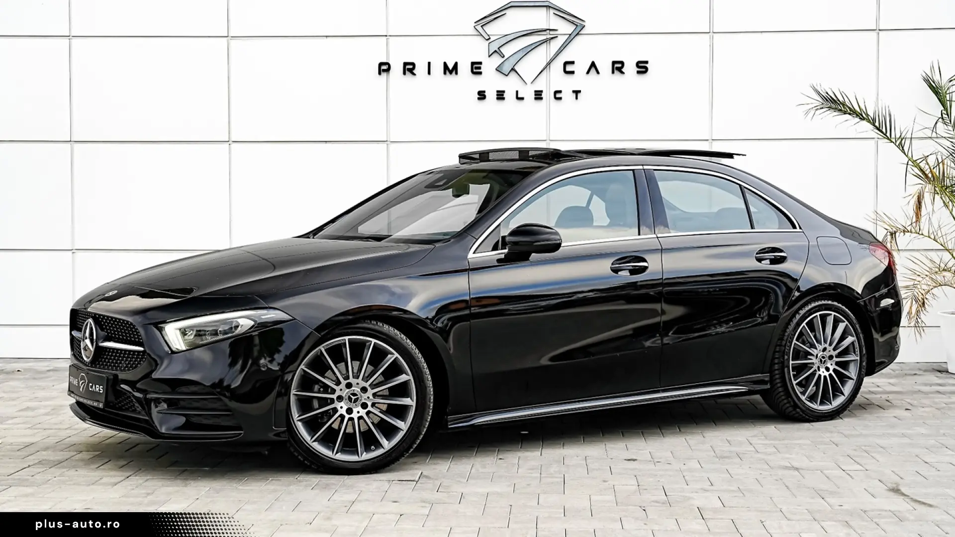 Mercedes-Benz A 200 Sedan 7G-DCT AMG Line