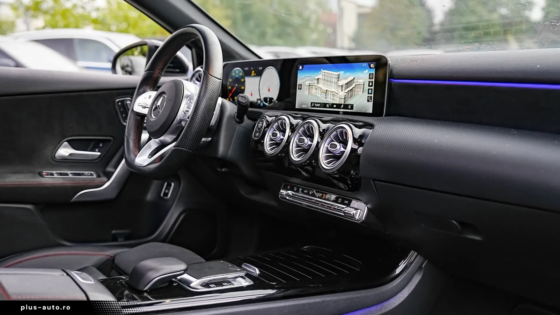 Mercedes-Benz A 200 Sedan 7G-DCT AMG Line