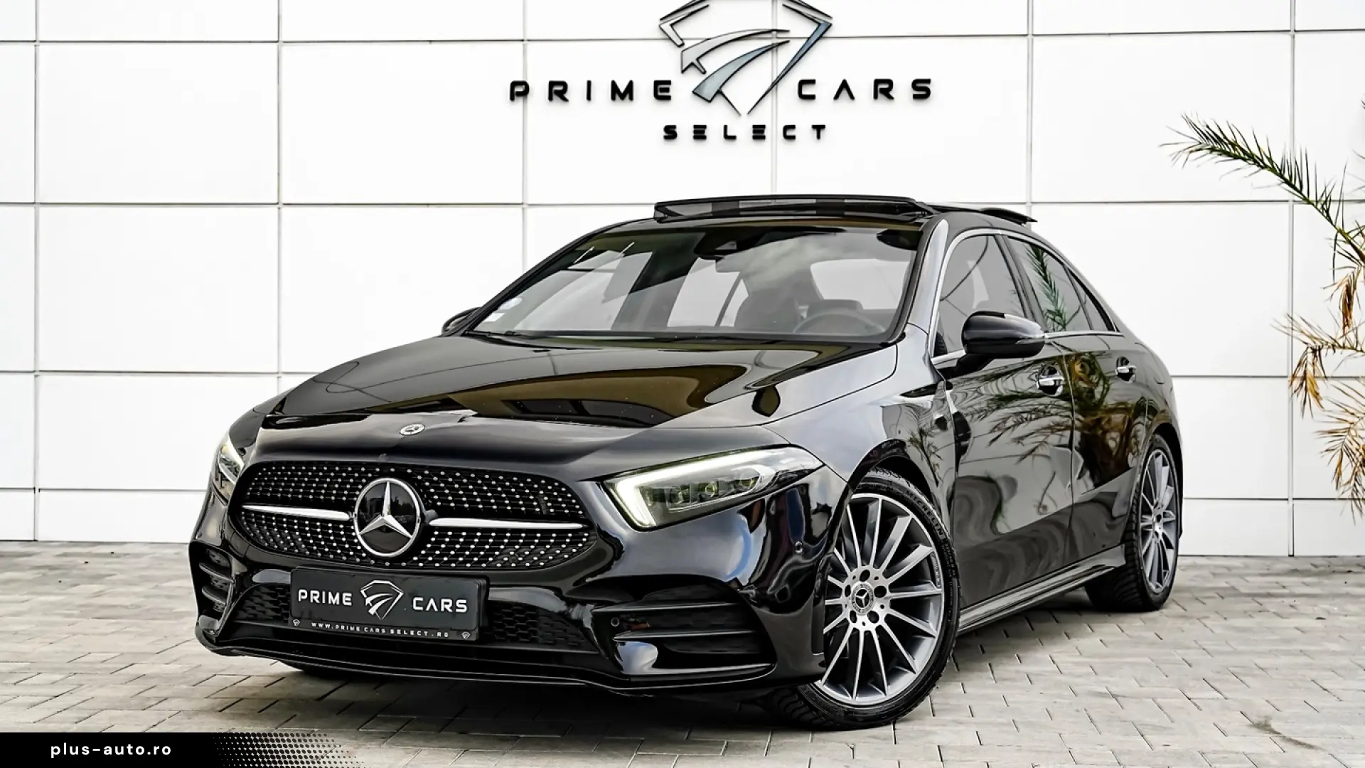 Mercedes-Benz A 200 Sedan 7G-DCT AMG Line