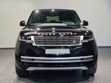 LAND ROVER Range Rover P550e Autobiography