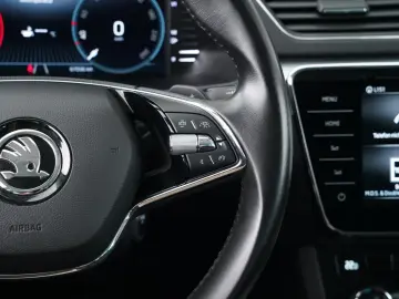 SKODA SUPERB C. AMBITION 2.0TDI DSG -ANHÄNGERKUPPLUNG-
