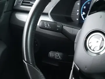 SKODA SUPERB C. AMBITION 2.0TDI DSG -ANHÄNGERKUPPLUNG-