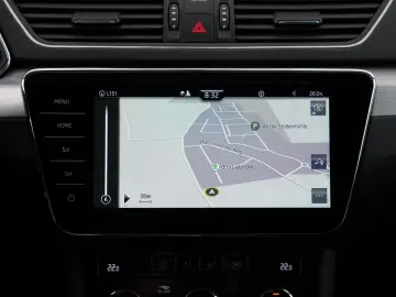 SKODA SUPERB C. AMBITION 2.0TDI DSG -ANHÄNGERKUPPLUNG-