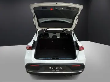 MERCEDES-BENZ EQC 400 4M AMG-LINE MULTIBEAM DISTRONI…