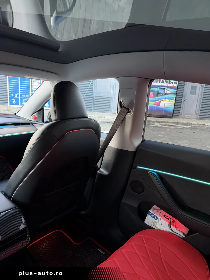 Tesla Model Y Performance AWD