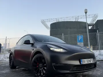 Tesla Model Y Performance AWD