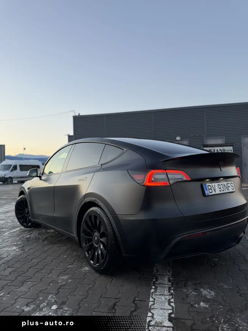 Tesla Model Y Performance AWD