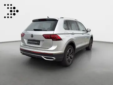 Volkswagen Tiguan Elegance 2.0TDI 4M  AHK MATRIX 360