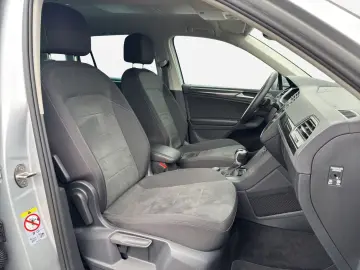 Volkswagen Tiguan Elegance 2.0TDI 4M  AHK MATRIX 360
