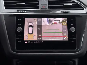 Volkswagen Tiguan Elegance 2.0TDI 4M  AHK MATRIX 360