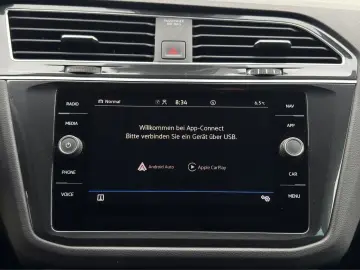 Volkswagen Tiguan Elegance 2.0TDI 4M  AHK MATRIX 360