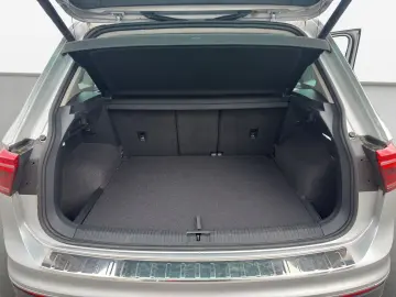 Volkswagen Tiguan Elegance 2.0TDI 4M  AHK MATRIX 360