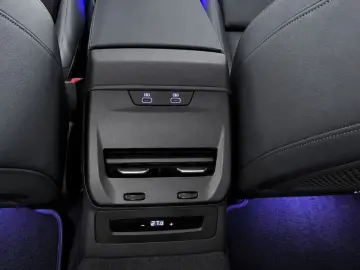 AUDI A5 Avant TFSI S Line LED Kamera el.Sitze Virtual