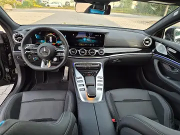 MERCEDES-BENZ AMG GT 4-trg. 43 Vollaustattung 1Hand …