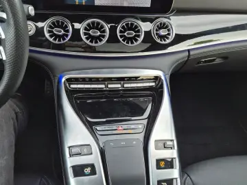 MERCEDES-BENZ AMG GT 4-trg. 43 Vollaustattung 1Hand …