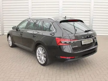 SKODA Superb Combi Style  LED AHK SHZ STANDHZ ACC KLIM