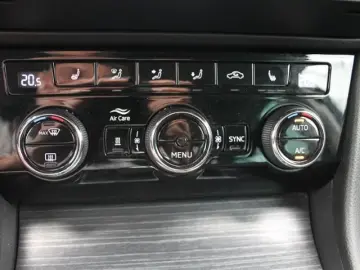SKODA Superb Combi Style  LED AHK SHZ STANDHZ ACC KLIM
